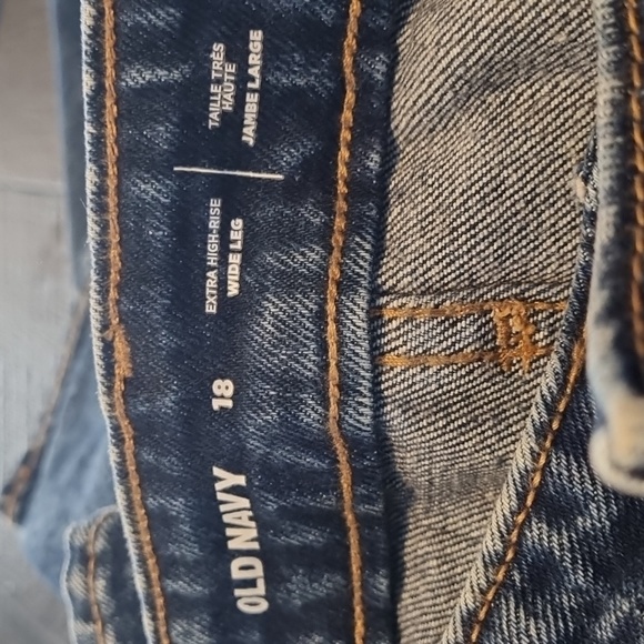 Ladies plus size denim. OLD NAVY Size 18 wide leg - Picture 1 of 3